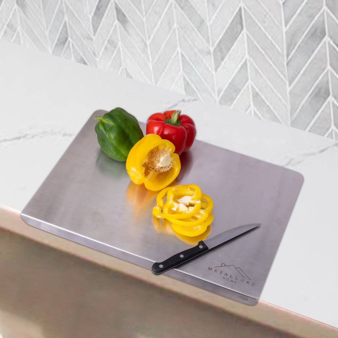 Why Stainless Steel Chopping Boards Are More Hygienic Than Wooden Ones