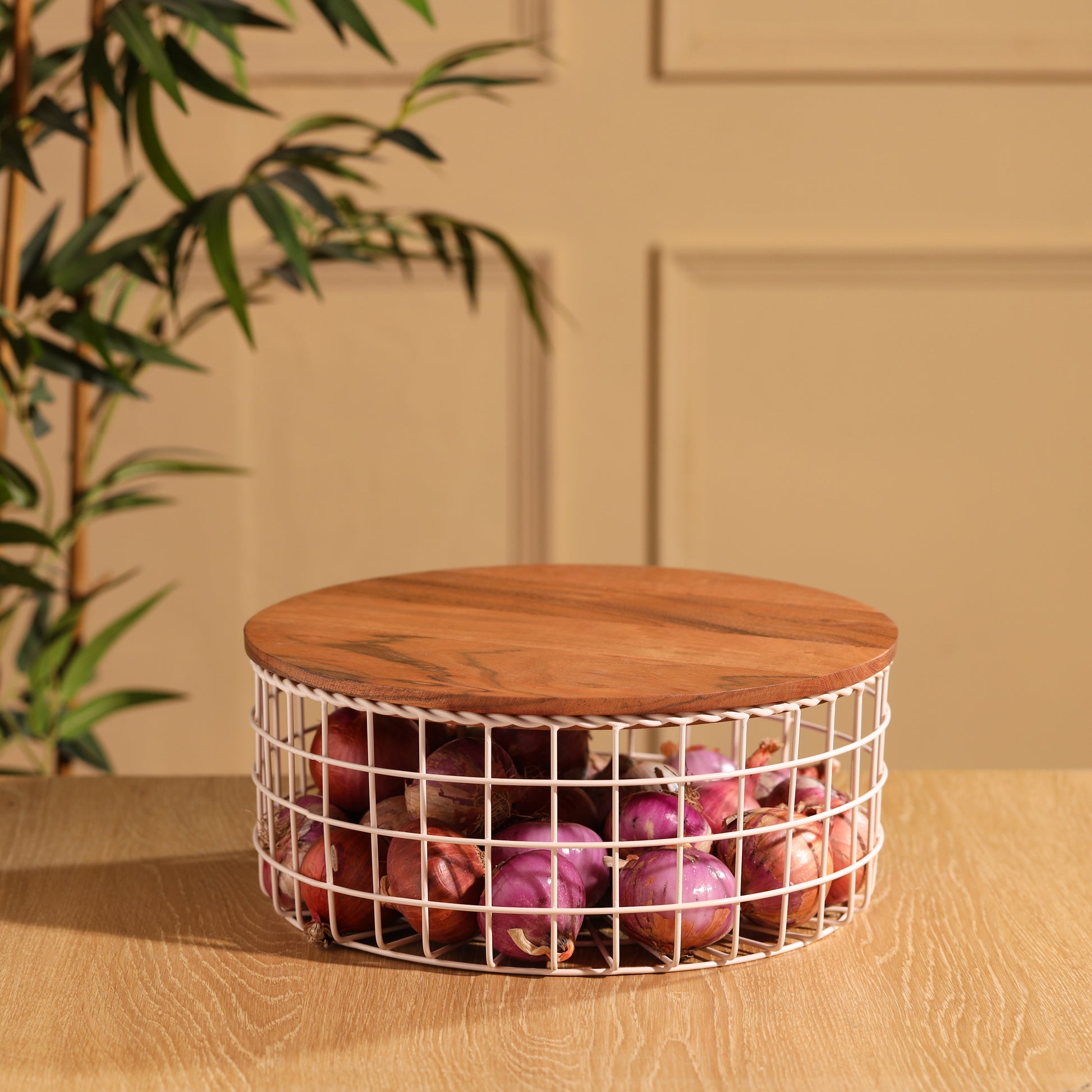 Round-v | Neo-Modern Metal Wire Storage Basket with Wood Lid