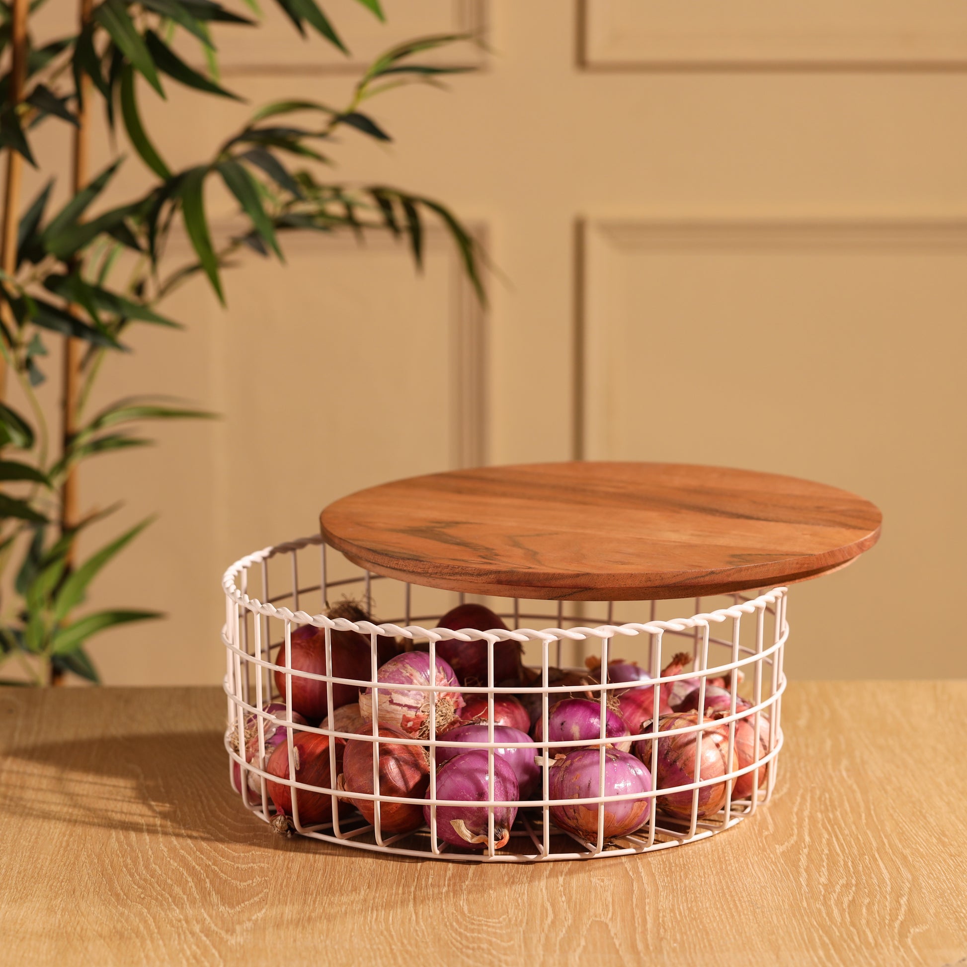 Round-v | Neo-Modern Metal Wire Storage Basket with Wood Lid