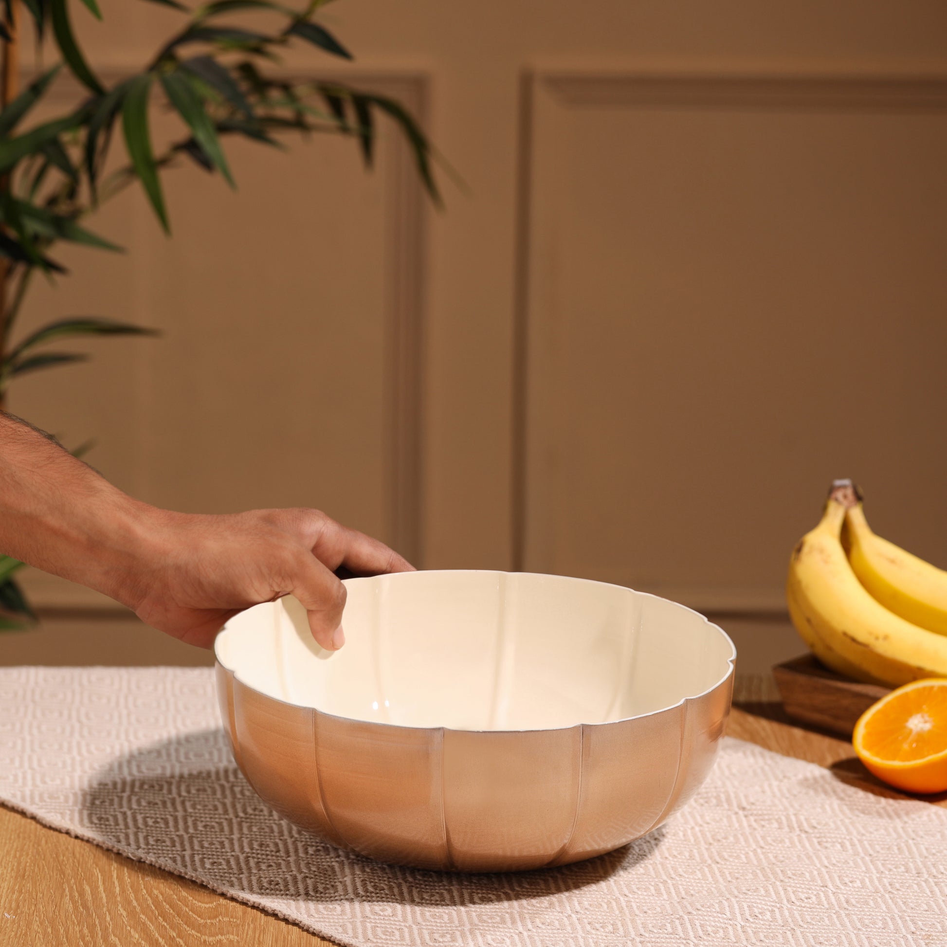 Cream-v | Stylish Fruit Bowl for Kitchen & Dining Table