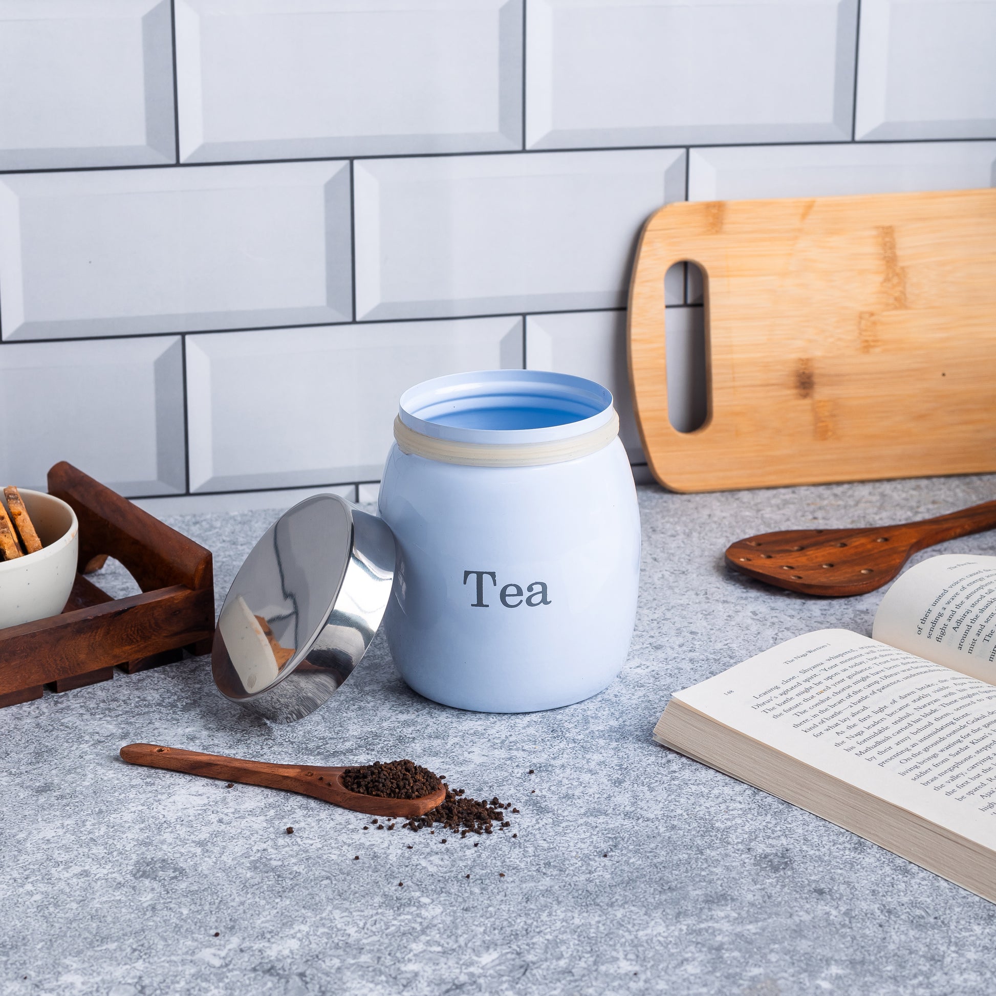 WHITE-v | Country Airtight Kitchen Containers | Set of 2 Metal Jars